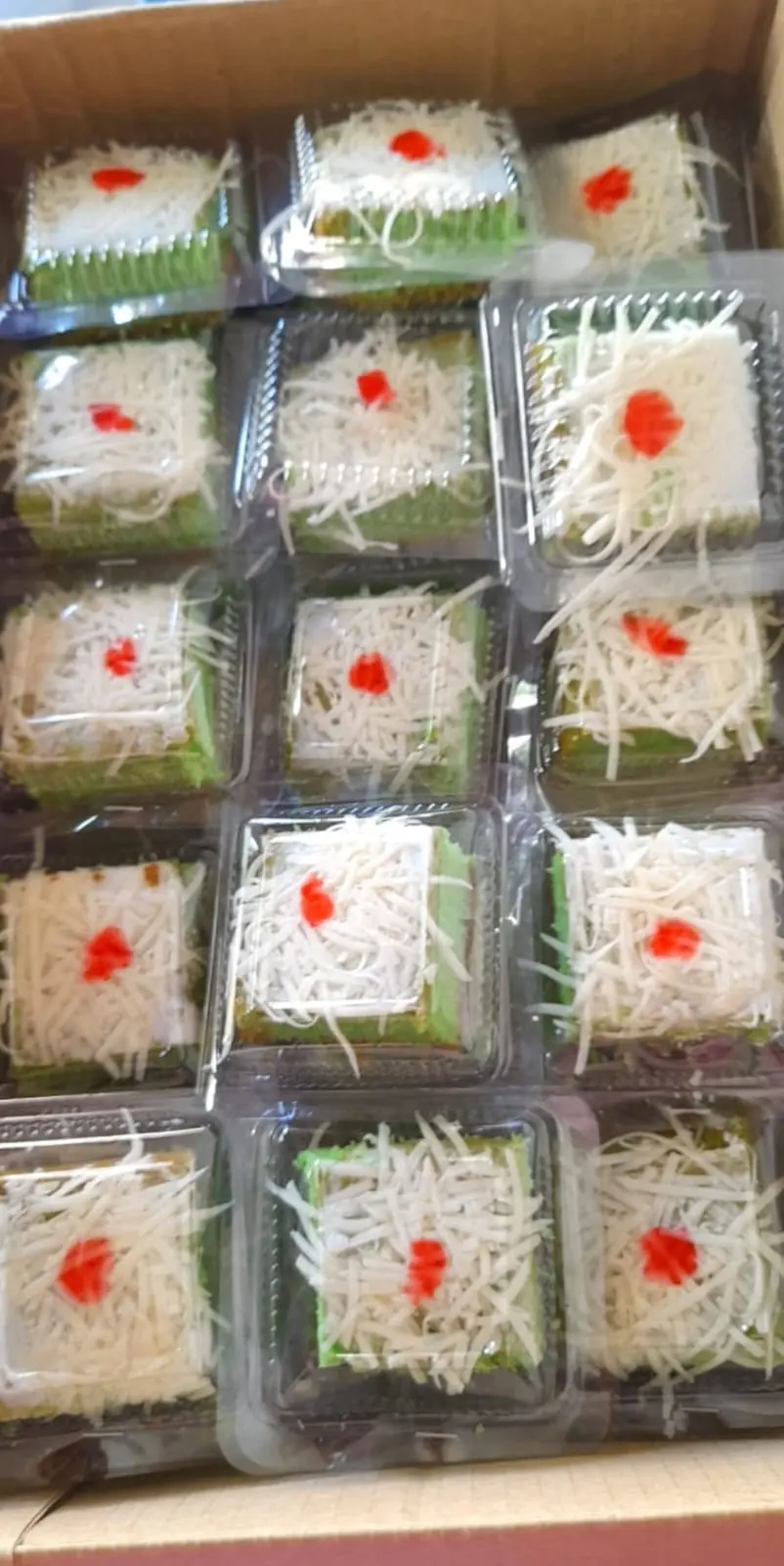 Bolu Pandan snack & catering Kediri