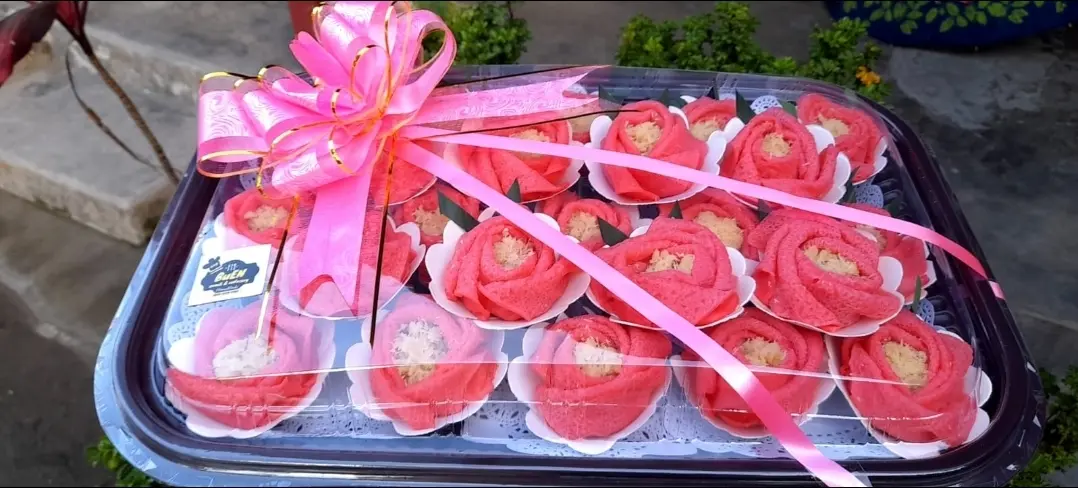 Dadar Gulung Mawar Box Catering Kediri